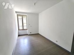 Appartement à louer, 52m², Saint-Chély-d'Apcher