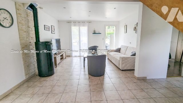 Maison à vendre, 128m², Trélévern