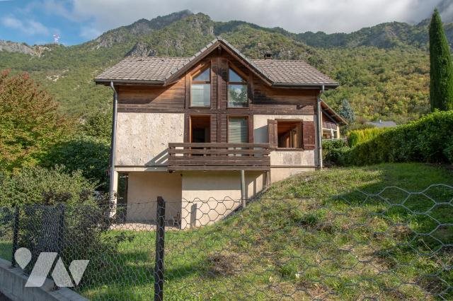 Maison à vendre, 124m², Saint-Julien-Mont-Denis