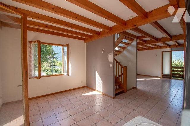 Maison à vendre, 124m², Saint-Julien-Mont-Denis