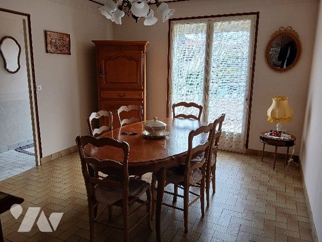 Maison à vendre, 117m², Châtillon-sur-Thouet