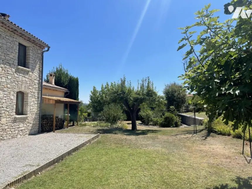 Maison à vendre, 4m², Banon