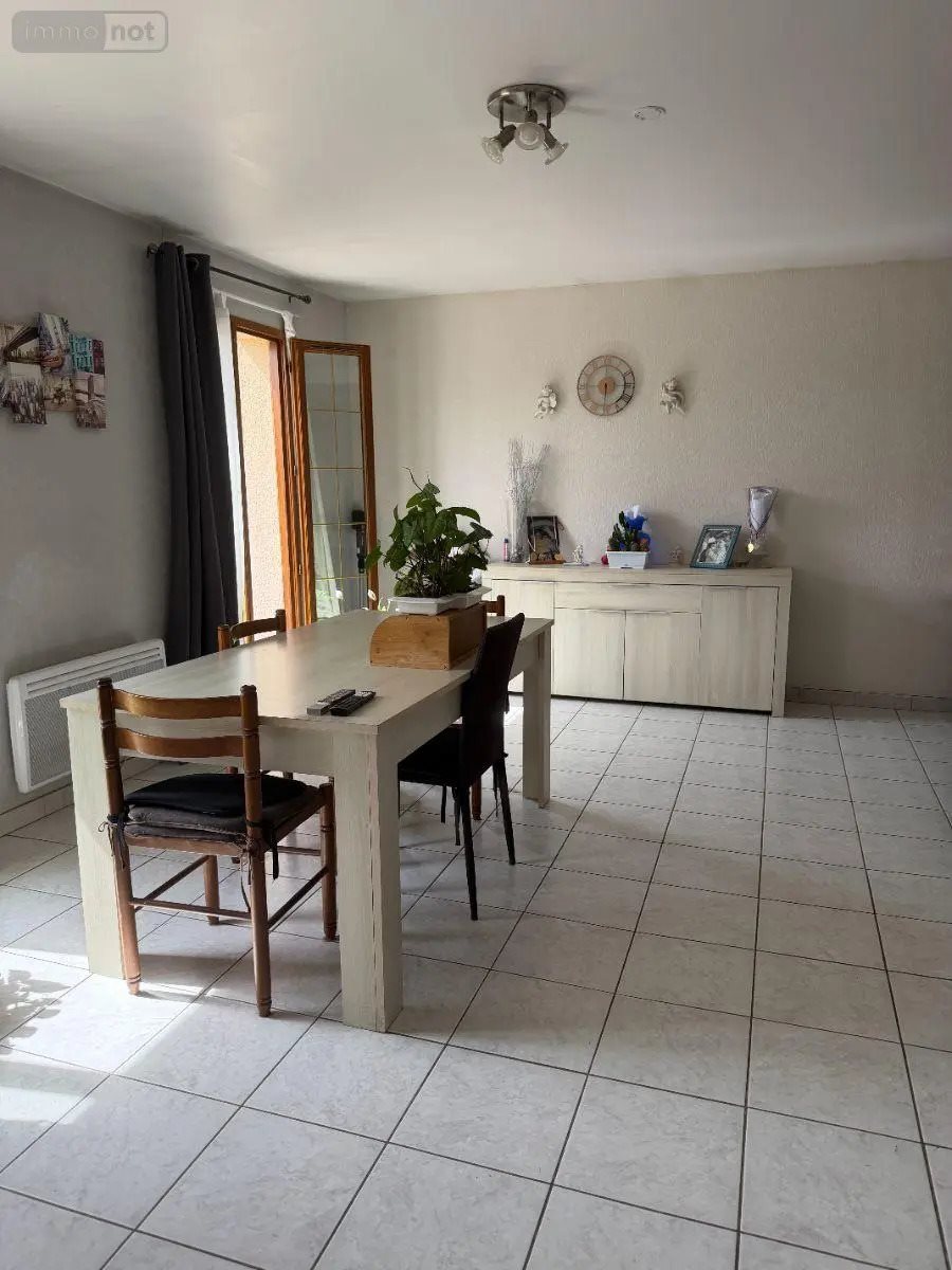 Maison à vendre, 114m², Saint-Julien-les-Villas