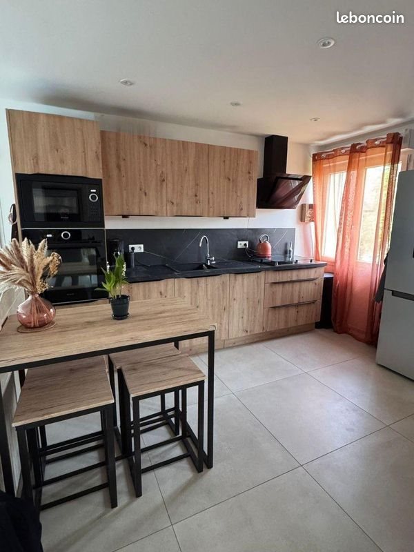 Maison à louer, 65m², La Rivière-de-Corps
