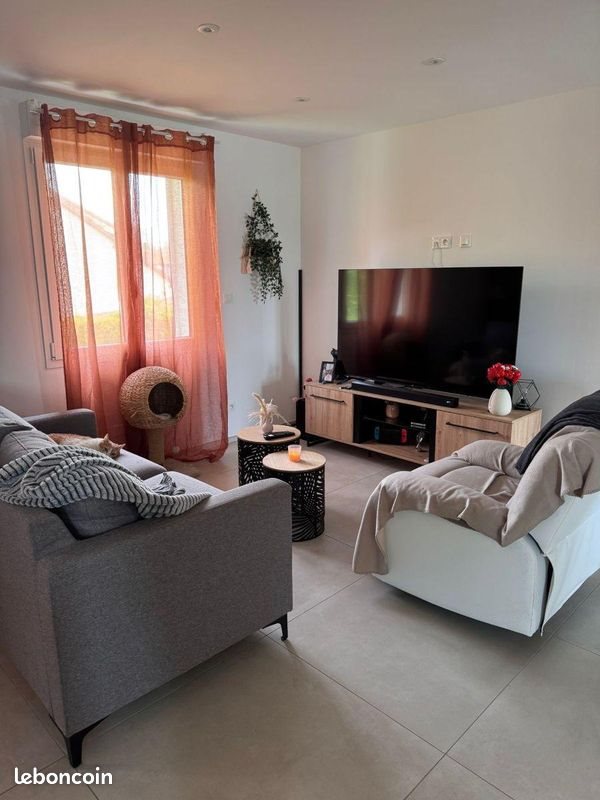 Maison à louer, 65m², La Rivière-de-Corps