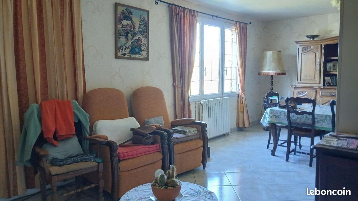 Maison à vendre, 82m², Neuville-Ferrières