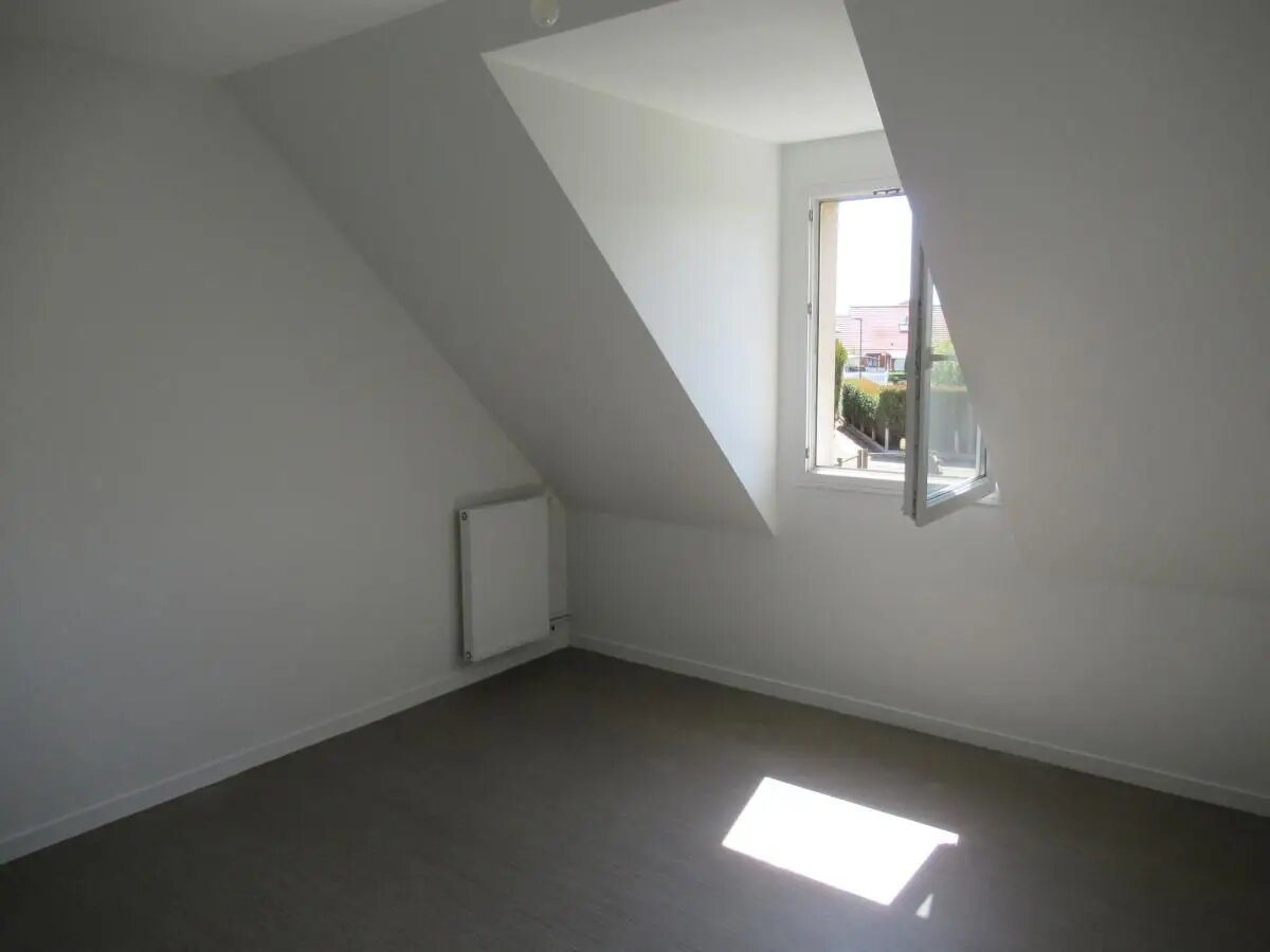 Maison à louer, 94m², Merville-Franceville-Plage