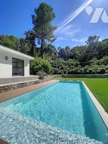 Maison à vendre, 213m², Biot