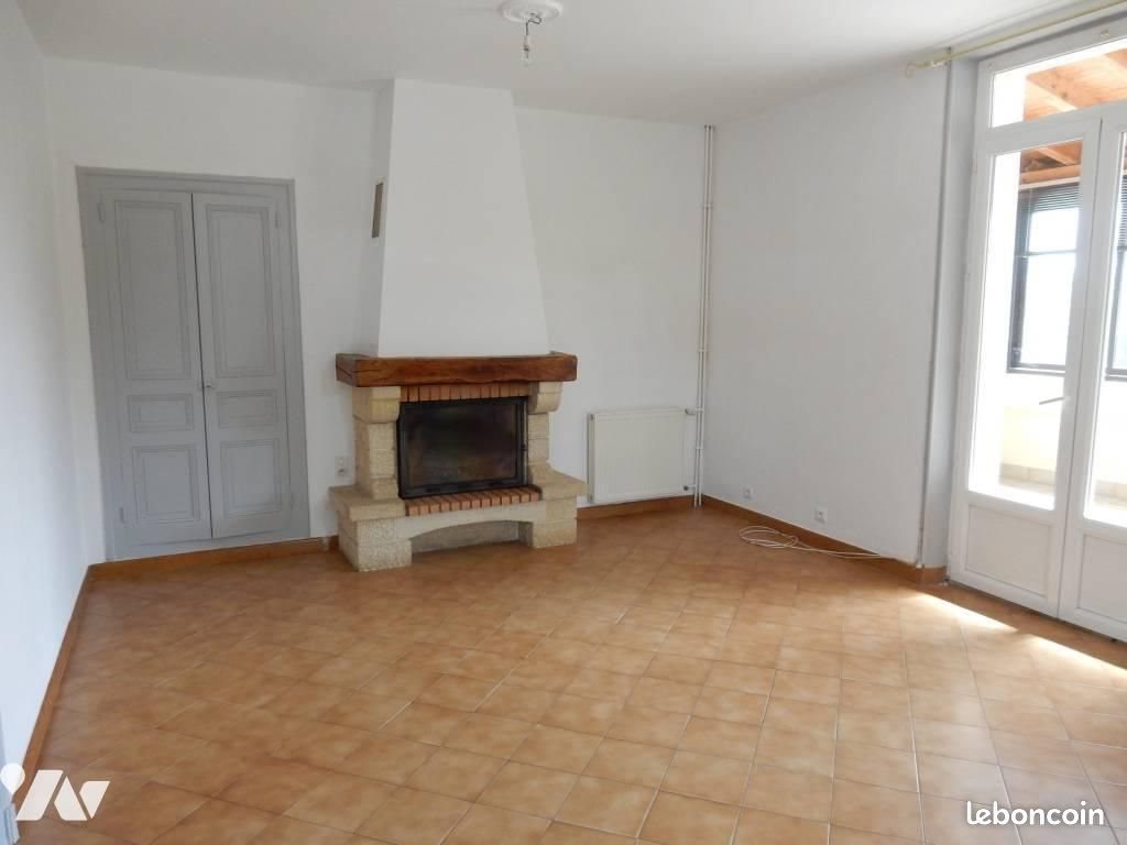 Maison à louer, 83m², Beauchastel
