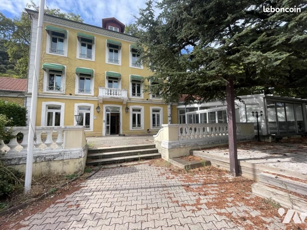 Maison à vendre, 1900m², Soyons