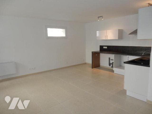 Maison à louer, 60m², Charmes-sur-Rhône
