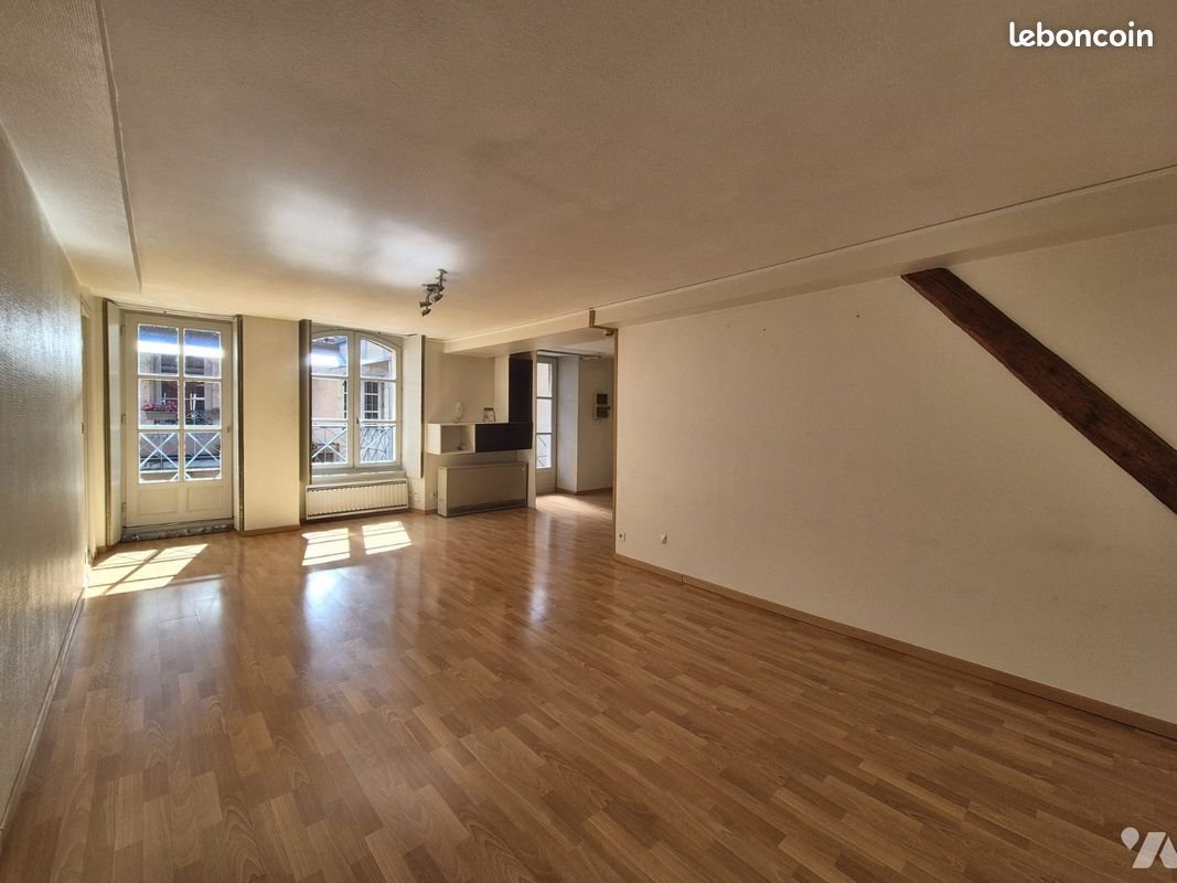 Appartement à louer, 77m², Ornans