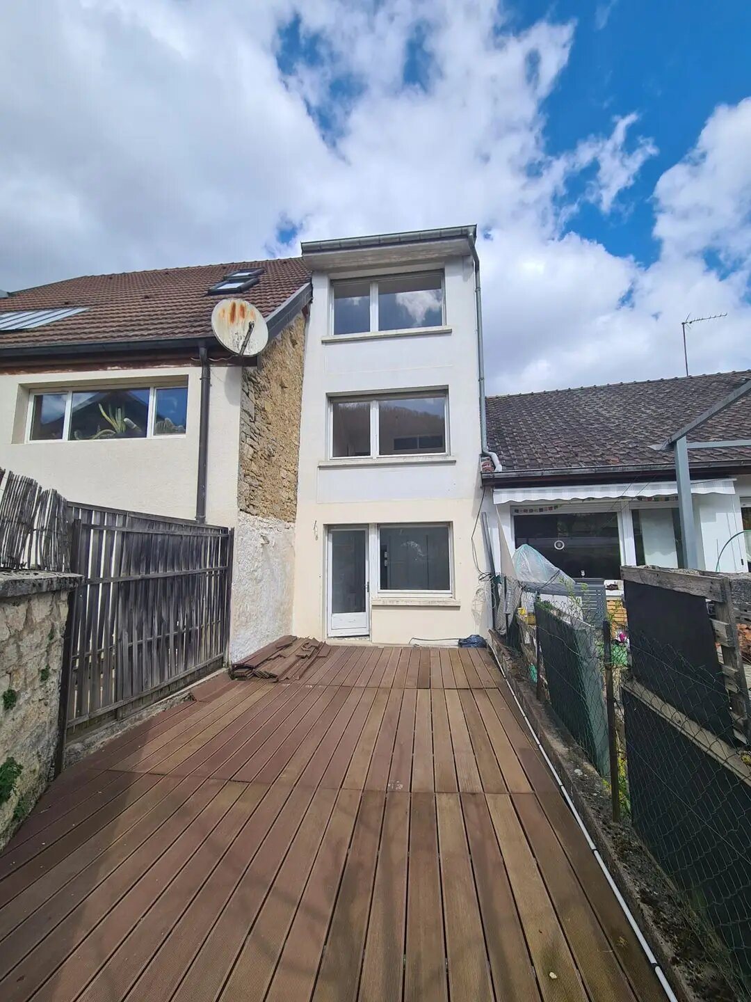 Maison à vendre, 81m², Ornans