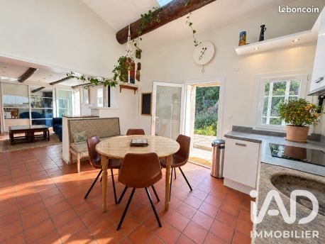 Maison à vendre, 114m², Peyrolles-en-Provence