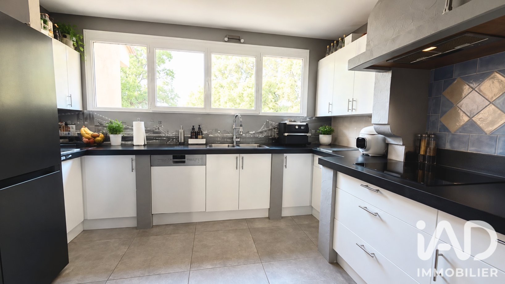 Maison à vendre, 140m², Peyrolles-en-Provence