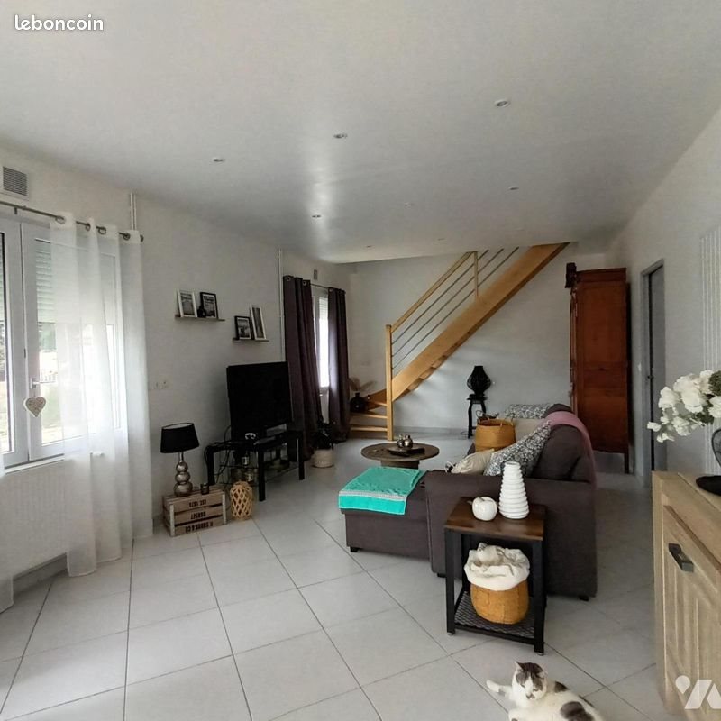 Maison à louer, 126m², Beuzeville-la-Grenier