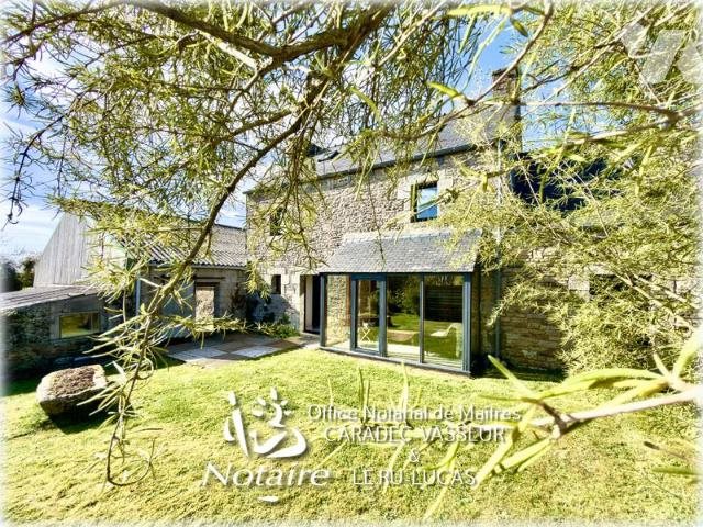 Maison à vendre, 103m², Plounévez-Lochrist