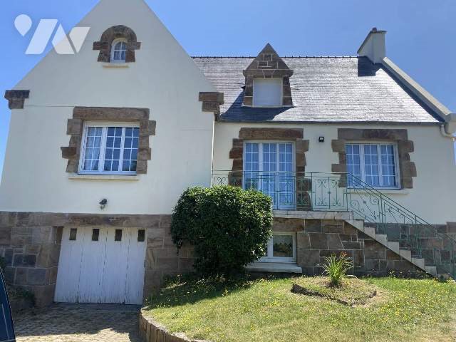 Maison à vendre, 146m², Lanmeur