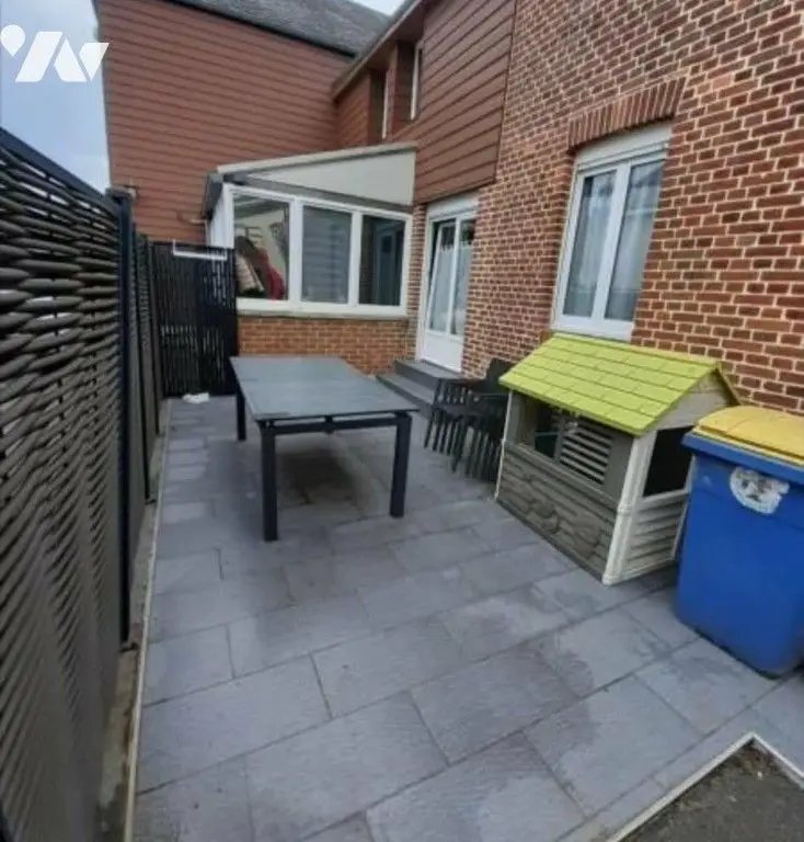 Maison à vendre, 9m², Brunehamel