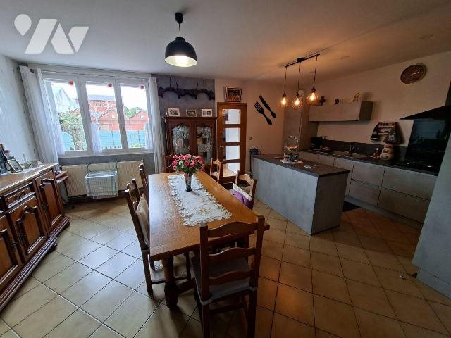 Maison à vendre, 114m², Avesnelles