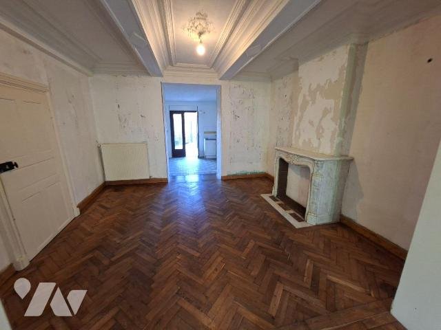 Maison à vendre, 194m², Trélon