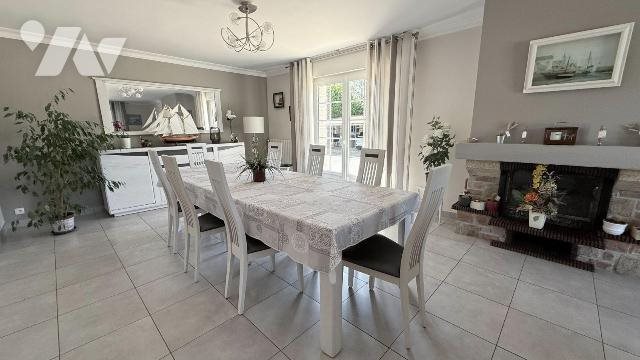 Maison à vendre, 143m², Nostang