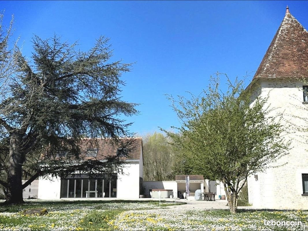 Maison à vendre, 380m², Rivarennes