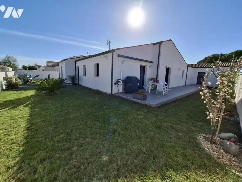 Maison à vendre, 140m², Corme-Royal