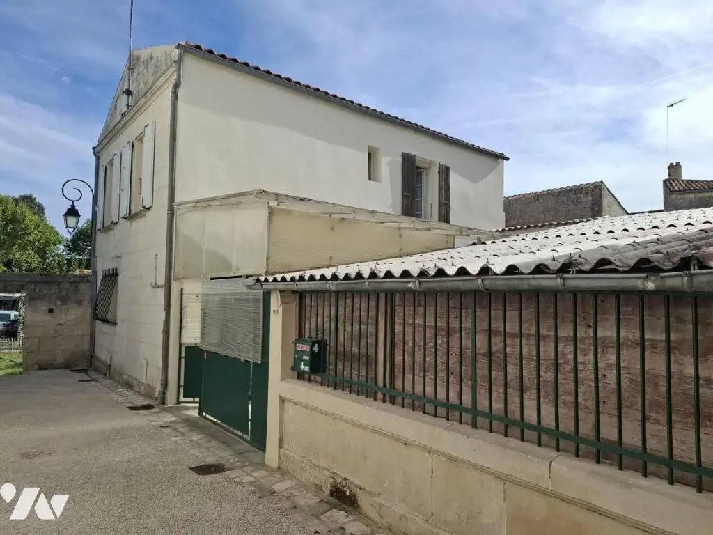 Maison à vendre, 79m², Saintes