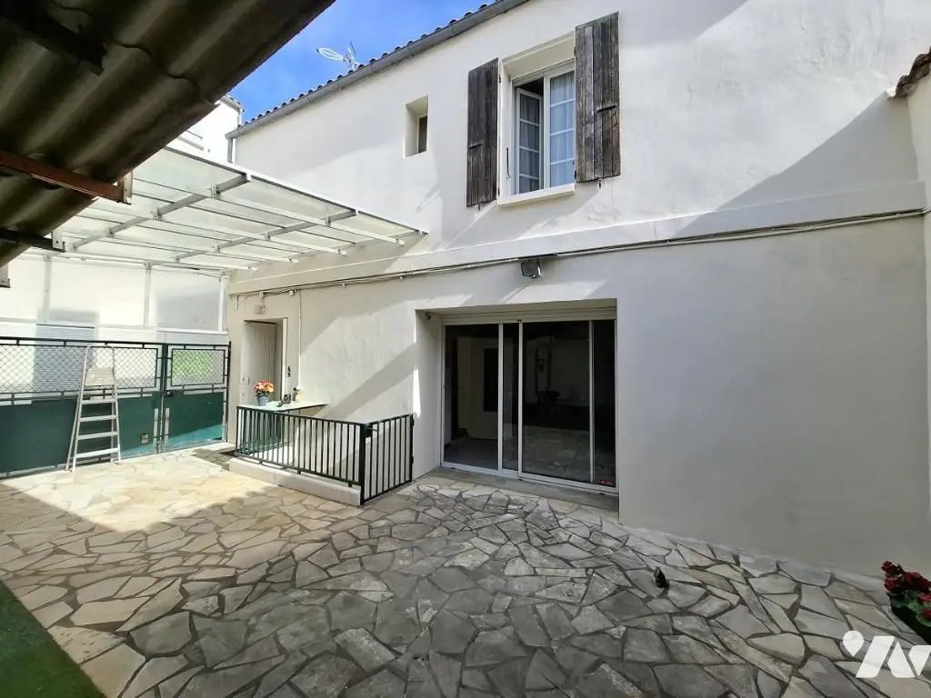 Maison à vendre, 79m², Saintes