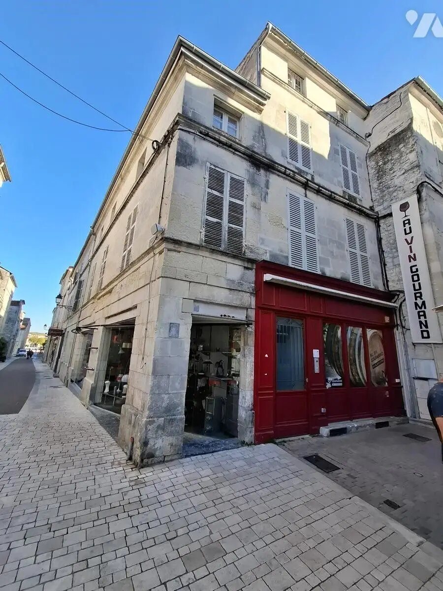 Appartement à vendre, 161m², Saintes