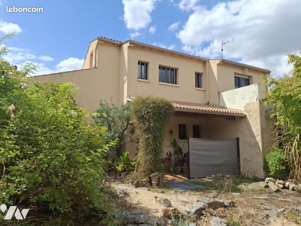 Maison à vendre, 169m², Corme-Royal