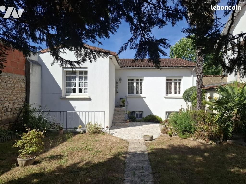 Maison à vendre, 147m², Saintes
