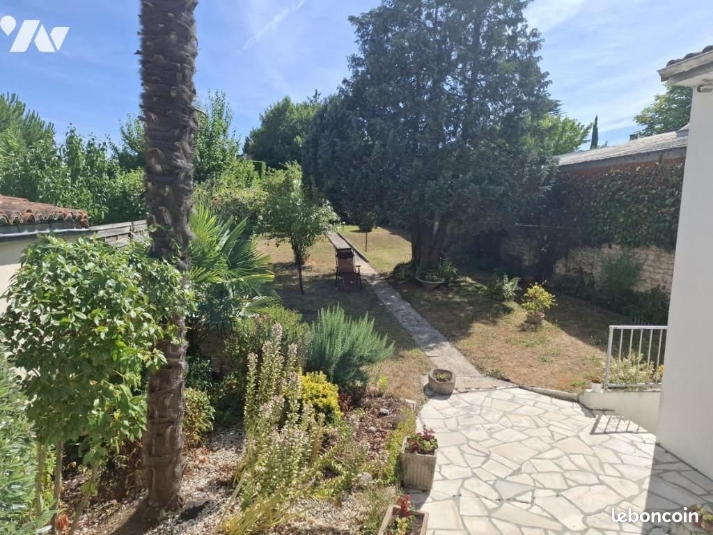 Maison à vendre, 147m², Saintes
