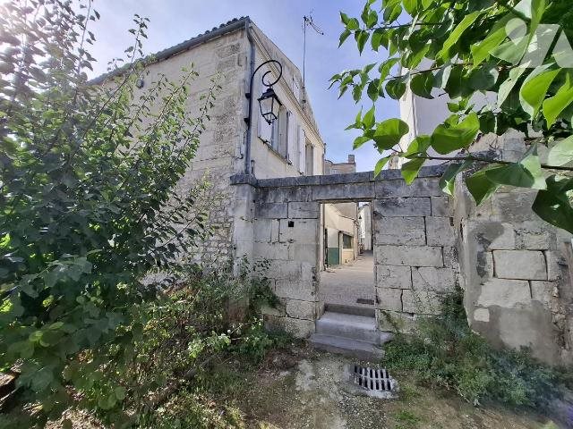 Maison à vendre, 79m², Saintes