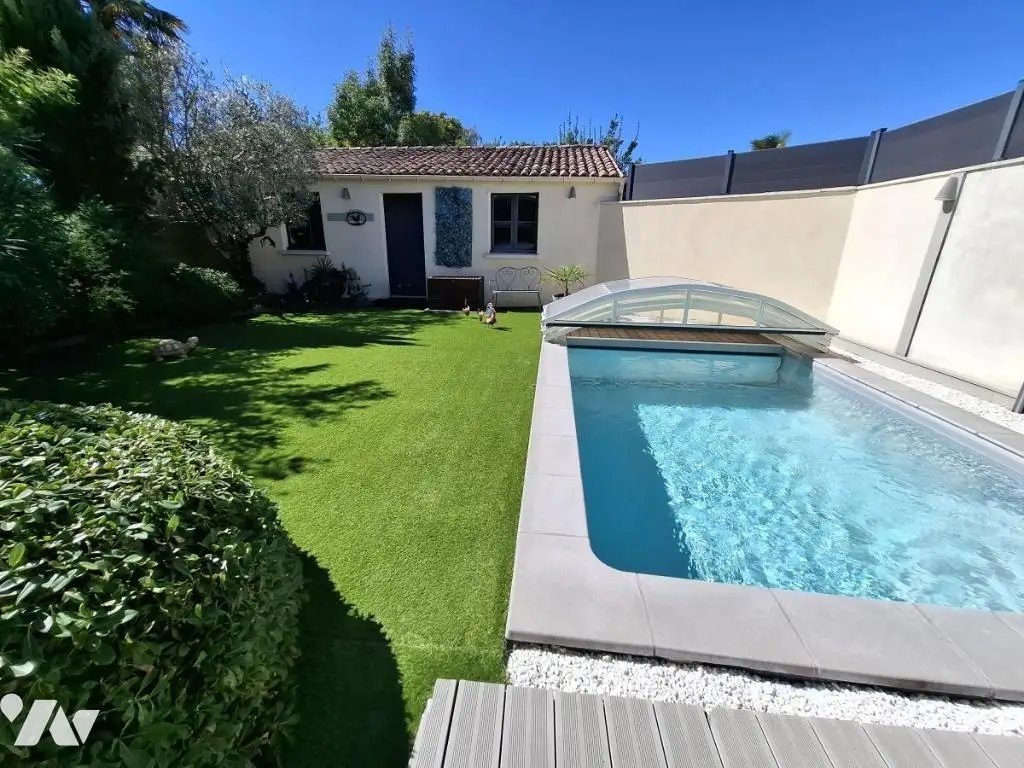 Maison à vendre, 161m², Saintes