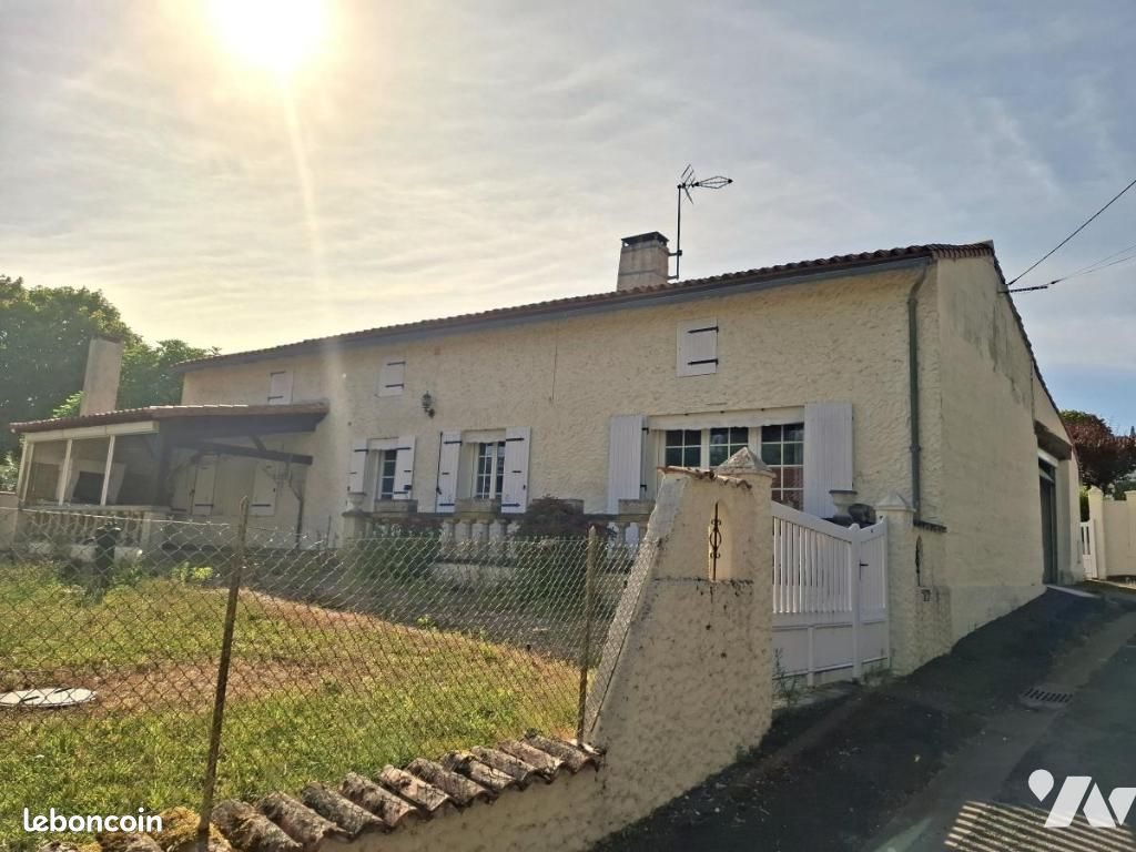 Maison à vendre, 119m², Saintes