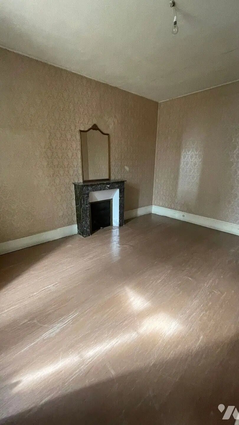 Maison à vendre, 4m², Toury