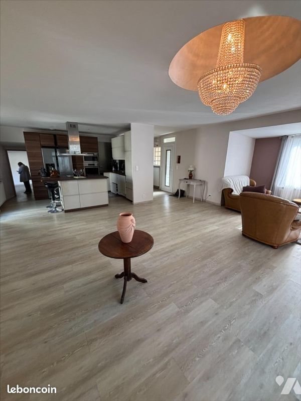 Maison à vendre, 196m², Bezannes