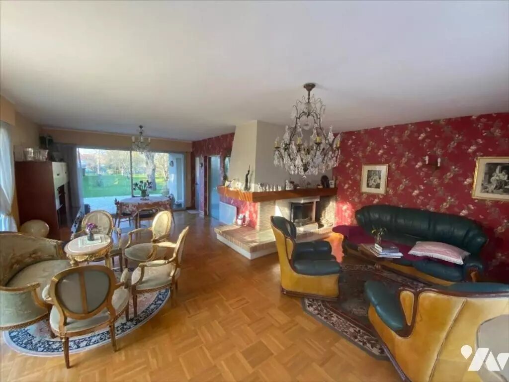 Maison à vendre, 145m², Bruyères-et-Montbérault