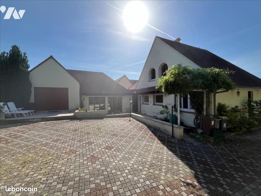 Maison à vendre, 201m², Laon