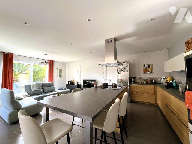 Maison à vendre, 116m², Saint-Léger-les-Vignes