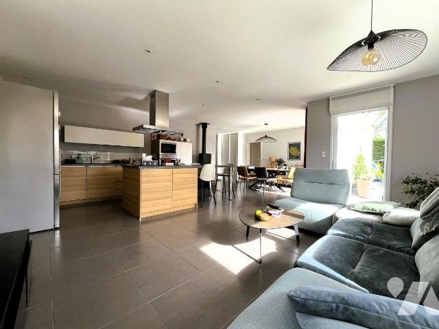 Maison à vendre, 116m², Saint-Léger-les-Vignes