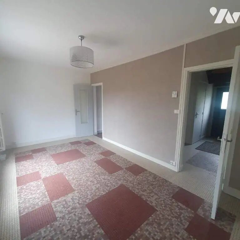 Maison à louer, 70m², Loches