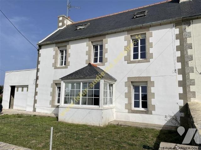 Maison à vendre, 118m², Plogoff