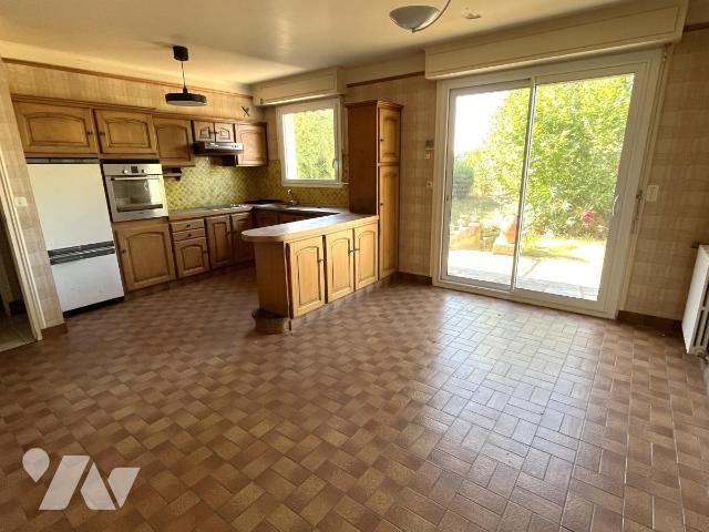 Maison à vendre, 136m², Bréhand