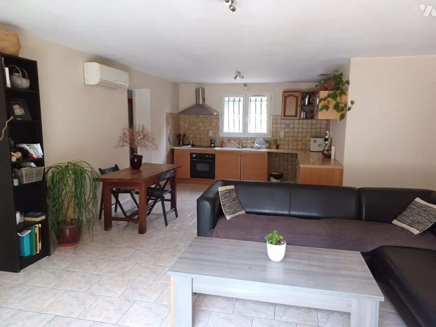 Maison à vendre, 4m², Eyguières