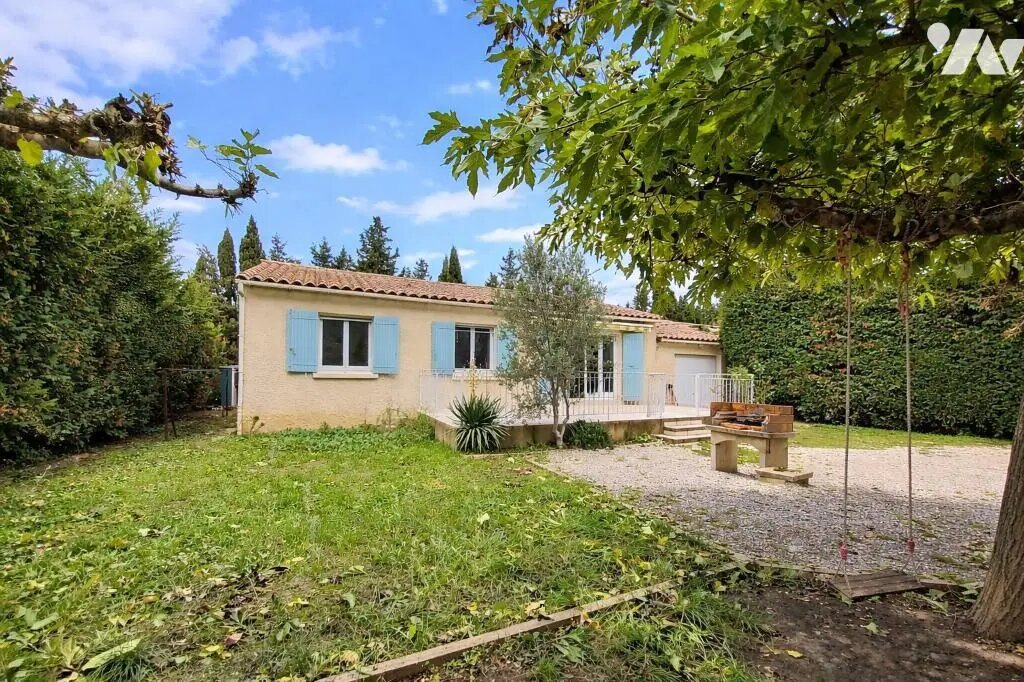 Maison à vendre, 4m², Eyguières