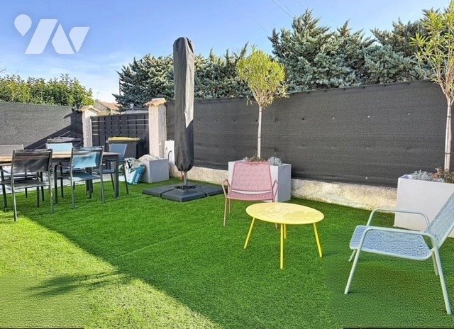 Appartement à vendre, 79m², Eyguières