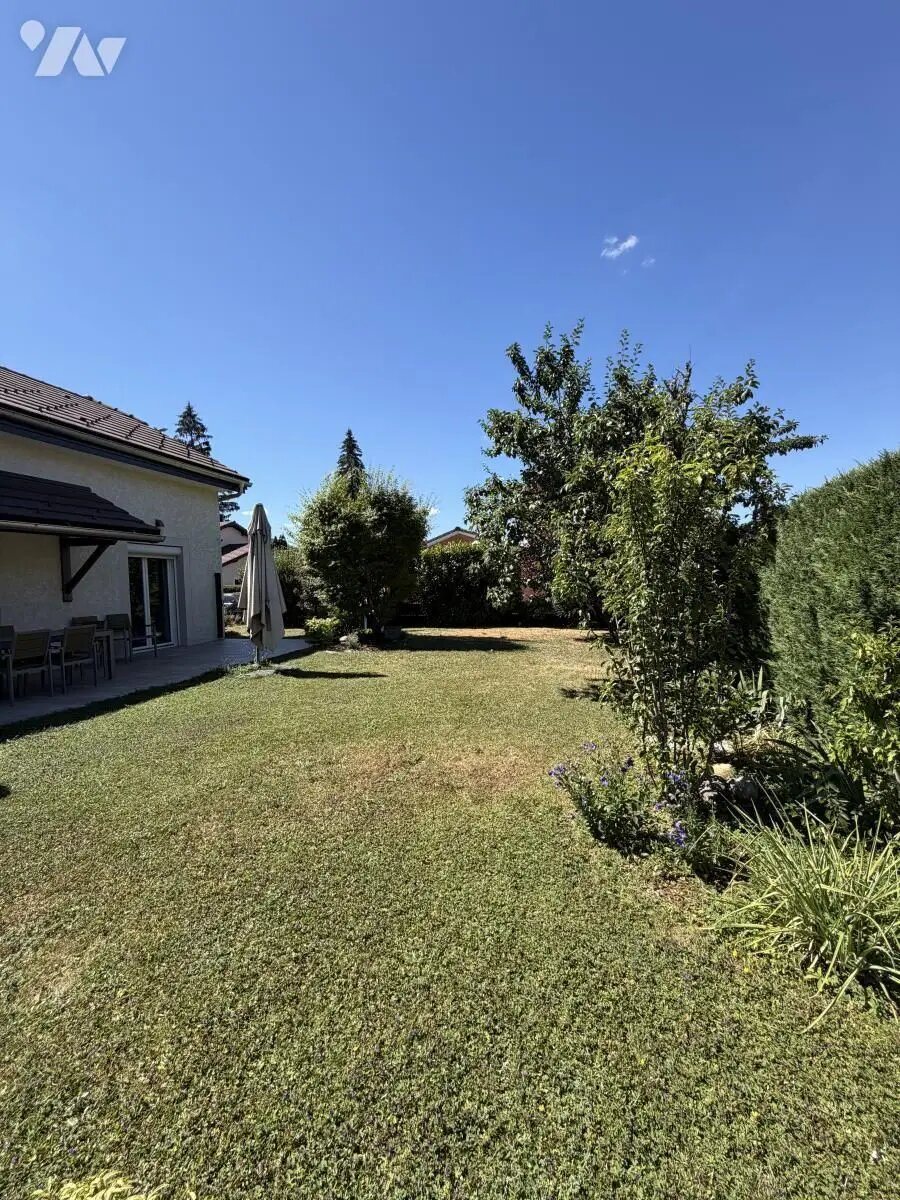 Maison à vendre, 166m², Bellignat